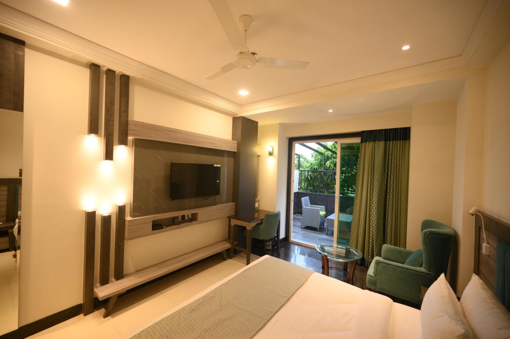 The Mudra Hotel Varanasi Exteriör bild