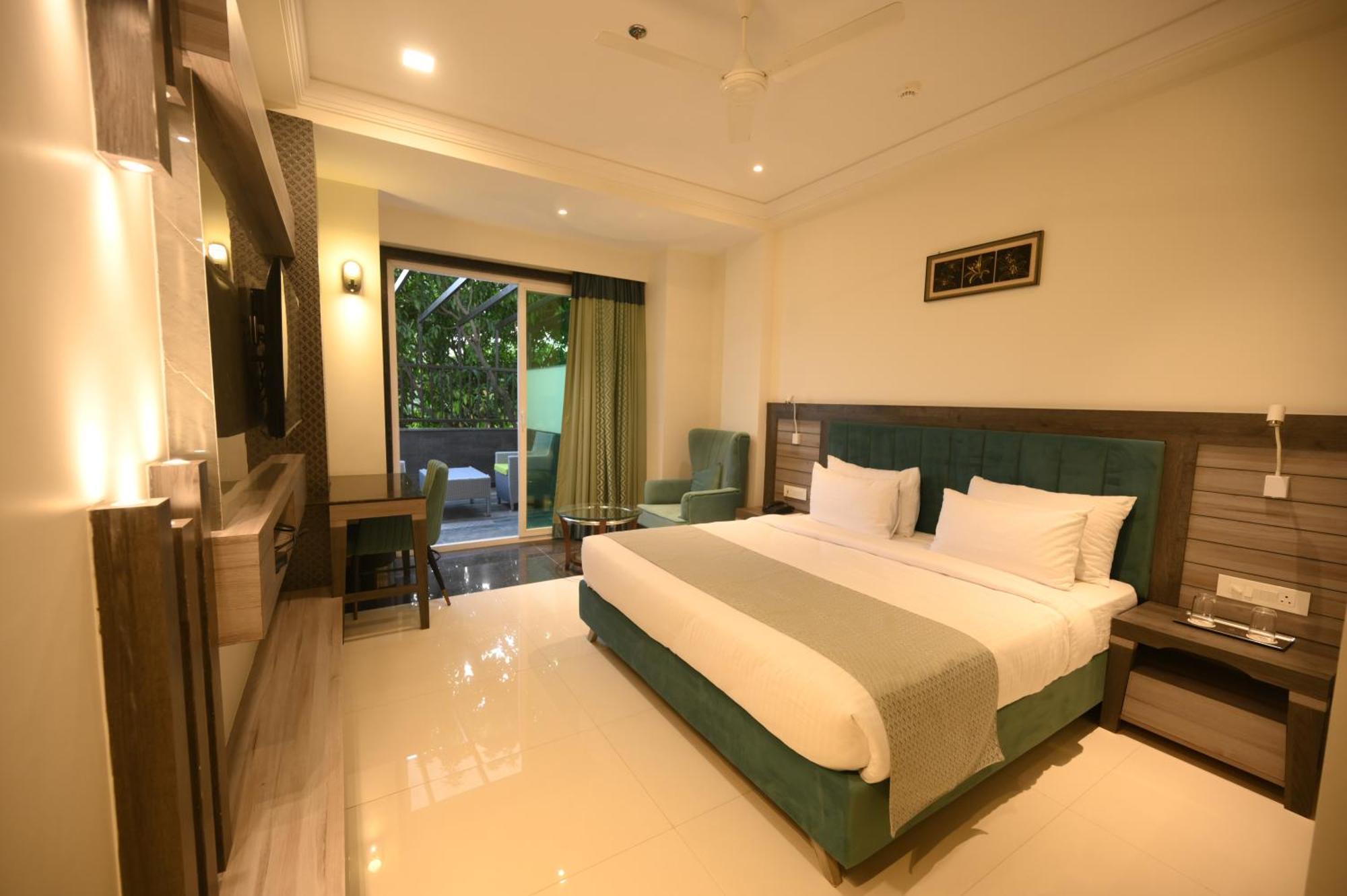 The Mudra Hotel Varanasi Exteriör bild